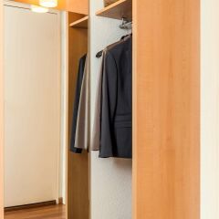 Отель ibis Paris 17 Clichy-Batignolles - formerly Berthier Франция, Париж - 10 отзывов об отеле, цены и фото номеров - забронировать отель ibis Paris 17 Clichy-Batignolles - formerly Berthier онлайн сейф в номере