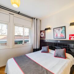 Отель Hostal Athenas Испания, Сан-Адриан-де-Бесос - 8 отзывов об отеле, цены и фото номеров - забронировать отель Hostal Athenas онлайн комната для гостей фото 5