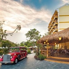 Отель Hoi An Silk Village Resort & Spa парковка