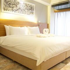 Отель Jolly Suites & Spa Thaphra комната для гостей