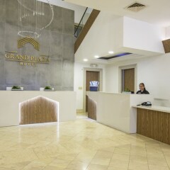 Grand Plaza Hotel интерьер отеля фото 3