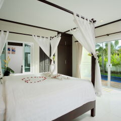 Отель Modern Thai Villa Rawai комната для гостей