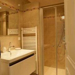 Отель Sopolitan Suites Германия, Франкфурт-на-Майне - отзывы, цены и фото номеров - забронировать отель Sopolitan Suites онлайн ванная