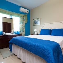 Апартаменты New Kingston Guest Apartment at Inglaterra III комната для гостей фото 5