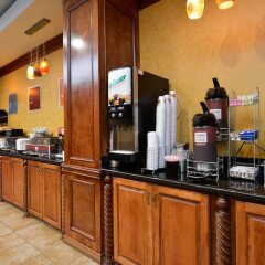Отель Comfort Suites Bay City питание фото 2