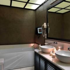 Отель San Firenze Suites & Spa Флоренция ванная