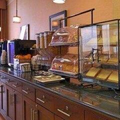Отель Best Western Capital Beltway Ленхем в номере