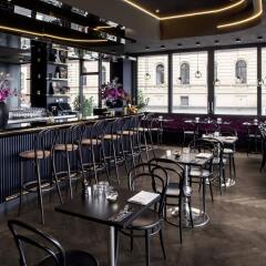 Hotel AMANO Grand Central гостиничный бар
