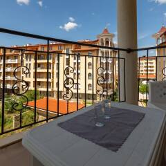 Апартаменты Family Apartment in Avalon Complex балкон