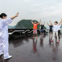 Отель Genesis Regal Cruise фитнесс-зал