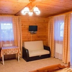 Гостиница Подворье Ямщика комната для гостей фото 3