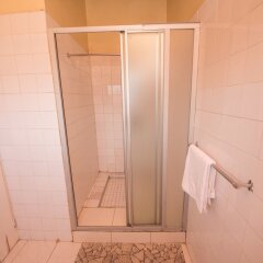 Nelly's Guesthouse in Lilongwe, Malawi from 71$, photos, reviews - zenhotels.com bathroom