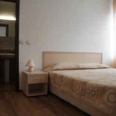 Апартаменты Vadjo Apartments in Complex Stenata Pamporovo Пампорово комната для гостей