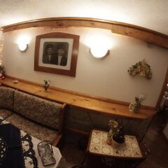 Отель Dobrikovskata Guest House Чепеларе интерьер отеля фото 3