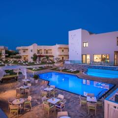 Kristalli Hotel Apartments бассейн