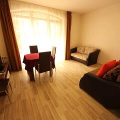 Апартаменты Menada Tarsis Apartments Солнечный берег комната для гостей фото 5