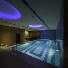 Отель Titanic City Taksim бассейн