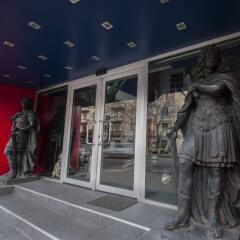 Отель London Palace развлечения