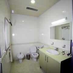 Отель Residence Park Узбекистан, Ташкент - отзывы, цены и фото номеров - забронировать отель Residence Park онлайн ванная фото 2
