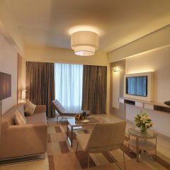 Отель Radisson Blu Hotel Greater Noida Индия, Большая Нойда - отзывы, цены и фото номеров - забронировать отель Radisson Blu Hotel Greater Noida онлайн комната для гостей фото 4