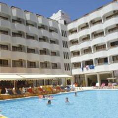Intermar Hotel бассейн