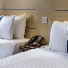 Отель Holiday Inn Express Southwark сейф в номере