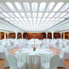 Queen Elizabeth 2 Hotel