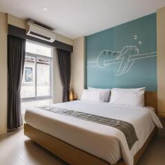 Отель TIRAS Patong Beach Hotel Таиланд, Патонг - отзывы, цены и фото номеров - забронировать отель TIRAS Patong Beach Hotel онлайн комната для гостей