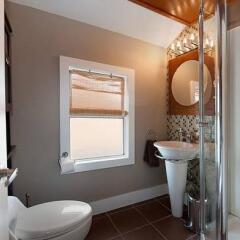 Отель Commercial Drive Accommodations Канада, Ванкувер - отзывы, цены и фото номеров - забронировать отель Commercial Drive Accommodations онлайн ванная фото 2