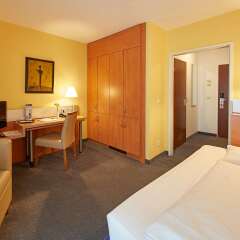 Отель GHOTEL hotel & living München-City Германия, Мюнхен - 9 отзывов об отеле, цены и фото номеров - забронировать отель GHOTEL hotel & living München-City онлайн удобства в номере
