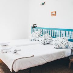 Отель Latas Surf House Испания, Рибамонтан-аль-Мар - отзывы, цены и фото номеров - забронировать отель Latas Surf House онлайн комната для гостей фото 2
