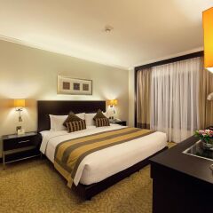 Отель Ramada Plaza Дубай комната для гостей фото 3