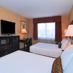 Отель Best Western Auburn/Opelika Inn США, Опелика - отзывы, цены и фото номеров - забронировать отель Best Western Auburn/Opelika Inn онлайн удобства в номере фото 2
