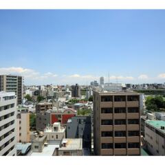 Отель Smile Hotel Asakusa Япония, Токио - 1 отзыв об отеле, цены и фото номеров - забронировать отель Smile Hotel Asakusa онлайн балкон