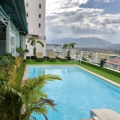 Отель Sunny Hotel Вьетнам, Нячанг - 9 отзывов об отеле, цены и фото номеров - забронировать отель Sunny Hotel онлайн бассейн фото 3