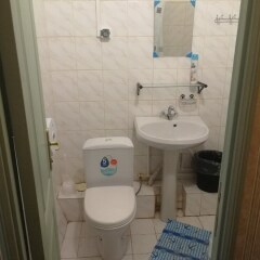 Hostel Your House Санкт-Петербург ванная