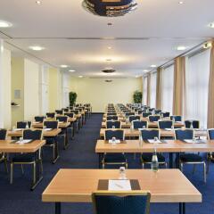 Отель Holiday Inn Munich - South фото 3