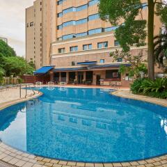 The Elizabeth Hotel by Far East Hospitality бассейн