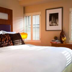 Отель Renaissance New York Hotel 57 США, Нью-Йорк - отзывы, цены и фото номеров - забронировать отель Renaissance New York Hotel 57 онлайн комната для гостей