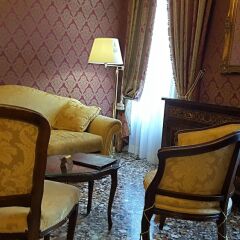 Отель Affittcamere Casa Pisani Canal Венеция развлечения