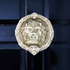 Отель Lovely 2 Bed Flat in Warren Street