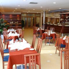 Отель Ramada Airport Hotel Prague Чехия, Прага - 2 отзыва об отеле, цены и фото номеров - забронировать отель Ramada Airport Hotel Prague онлайн фото 6