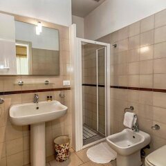 Отель Residence Cucciolo Римини ванная