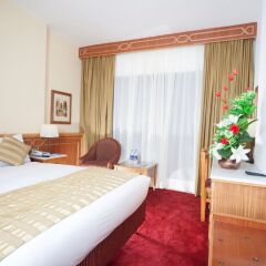 Отель Golden Tulip Flamenco комната для гостей фото 5