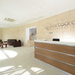 Отель Porto Drach Aparthotel интерьер отеля
