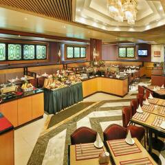 Отель Admiral Plaza Hotel Dubai ОАЭ, Дубай - отзывы, цены и фото номеров - забронировать отель Admiral Plaza Hotel Dubai онлайн питание фото 3