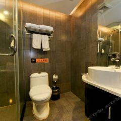 Отель Fuyi Fashion Hotel Китай, Сиань - отзывы, цены и фото номеров - забронировать отель Fuyi Fashion Hotel онлайн ванная фото 2