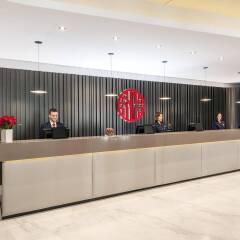 Отель NH Collection Nürnberg City Германия, Нюрнберг - 2 отзыва об отеле, цены и фото номеров - забронировать отель NH Collection Nürnberg City онлайн интерьер отеля