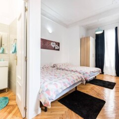 Отель M&F GRAN VÍA 6 Apartamento Испания, Мадрид - отзывы, цены и фото номеров - забронировать отель M&F GRAN VÍA 6 Apartamento онлайн комната для гостей фото 3