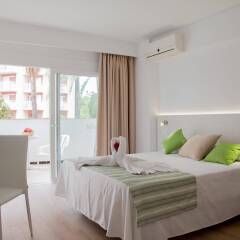 OLA Hotel Panamá - Adults Only комната для гостей